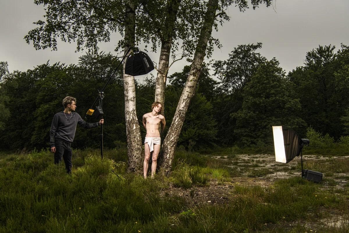 Technical lighting setup (with lights from PROFOTO) for the creation of SAINT SEBATIAN by Arjan Spannenburg during a professional art photography session in a forest.
